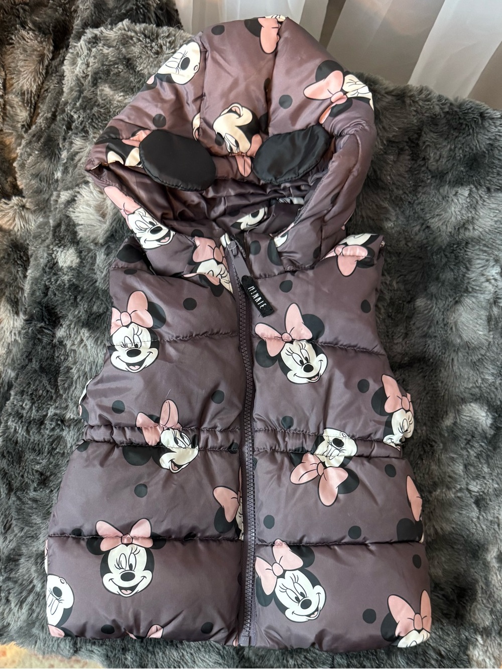 H&M Girls Minnie Mouse Hooded Puffer Vest - Pink Bow Print